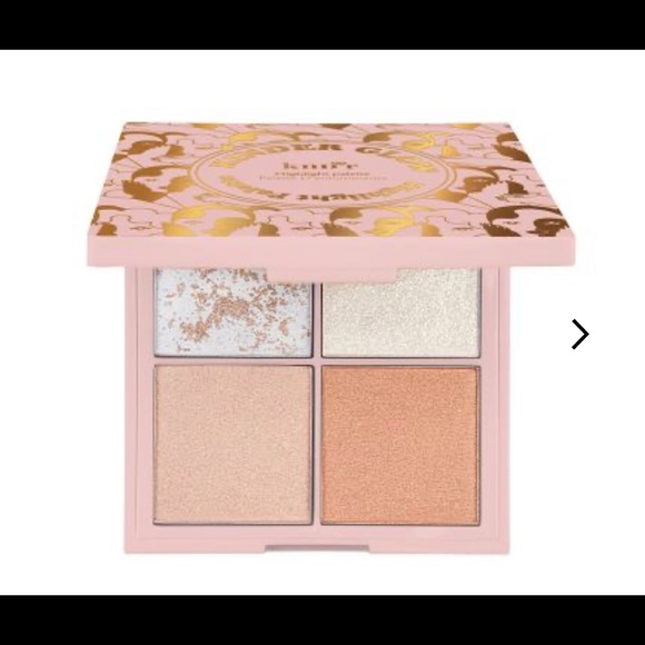 KNDR BEAUTY
KINDER Glow Highlighting Palette - Picture 2 of 3